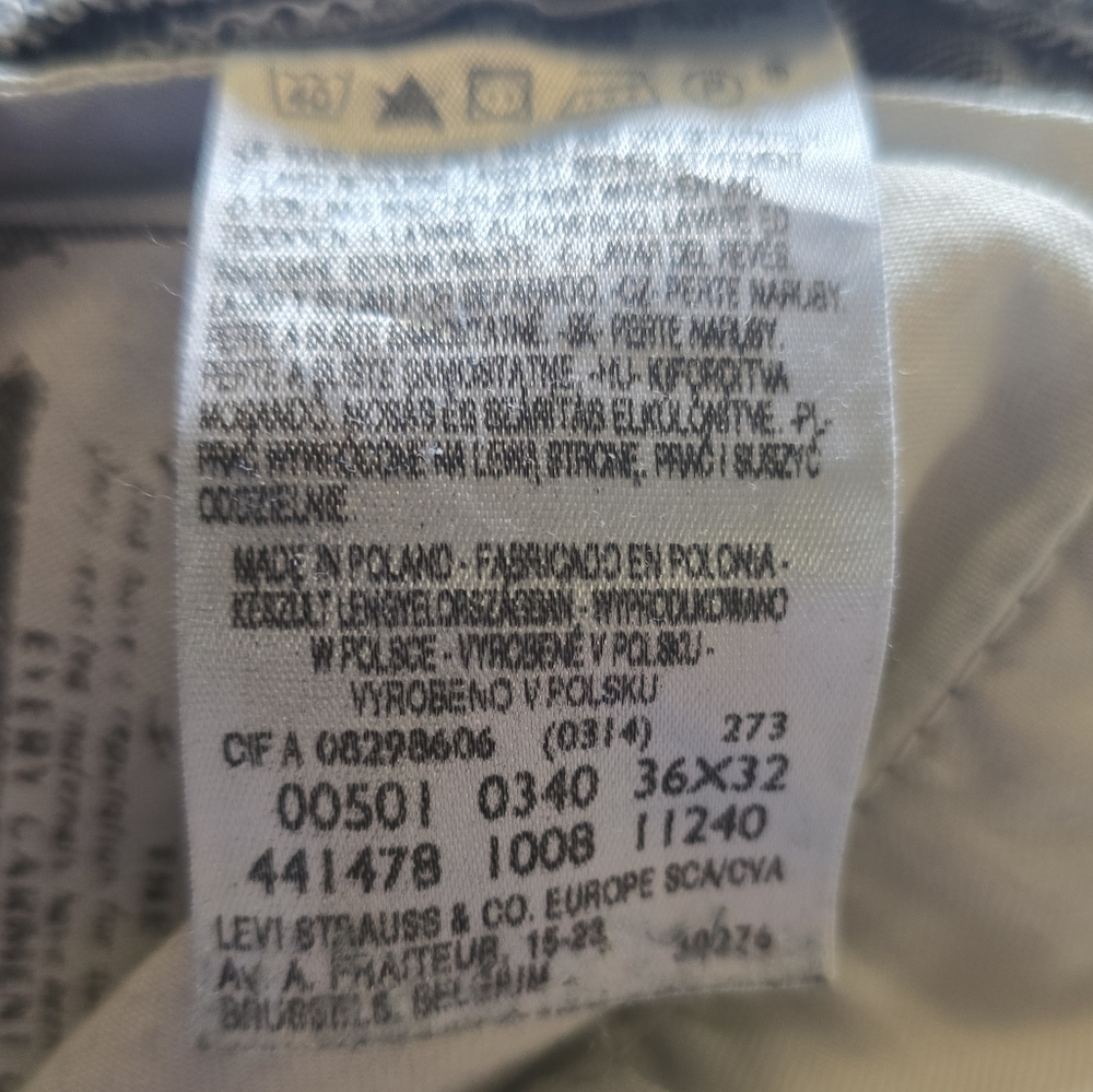 501 Levi's Jeans - Picture 4 of 4